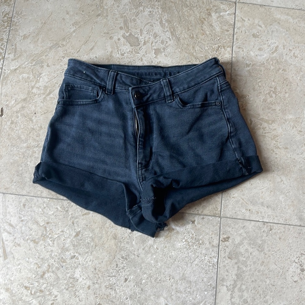 Black wash American eagle shorts